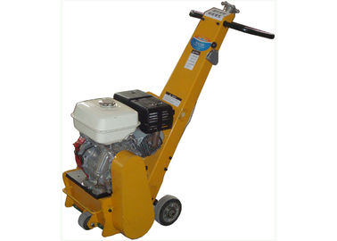 13.5HP ইঞ্জিন সঙ্গে হাত ধাক্কা Scarifying মেশিন জং অপসারণ জন্য